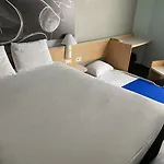 Ibis Centre Hotel 3*