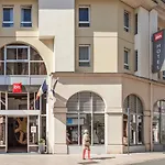 Hotel Ibis Centre 3*