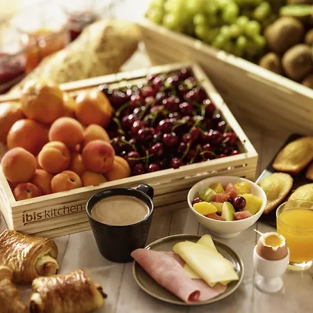 Hotel Ibis Centre 3*