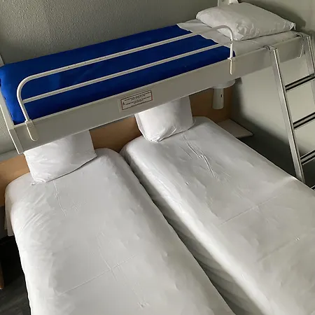Hotel Ibis Centre 3*