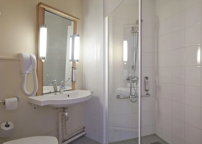 Hotel Ibis Centre 3*