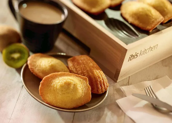 Ibis Centre Hotel 3*